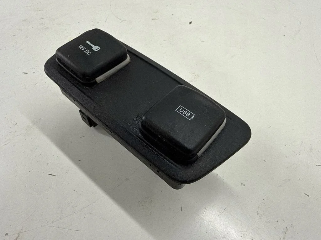 Chrysler Pacifica USB Buchse 68229847AB