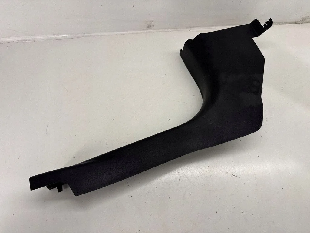 Buick Encore GX Schwellerleiste vorne OEM 42712540 image 8