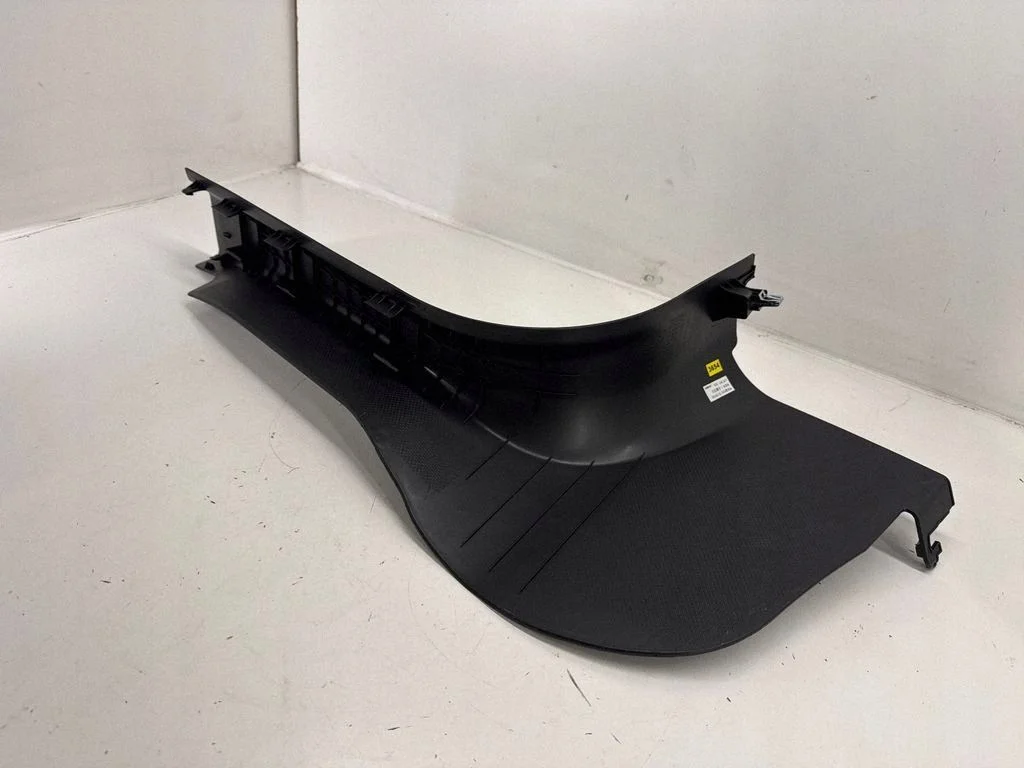 Buick Encore GX Schwellerabdeckung vorne OEM 42712541 image 3