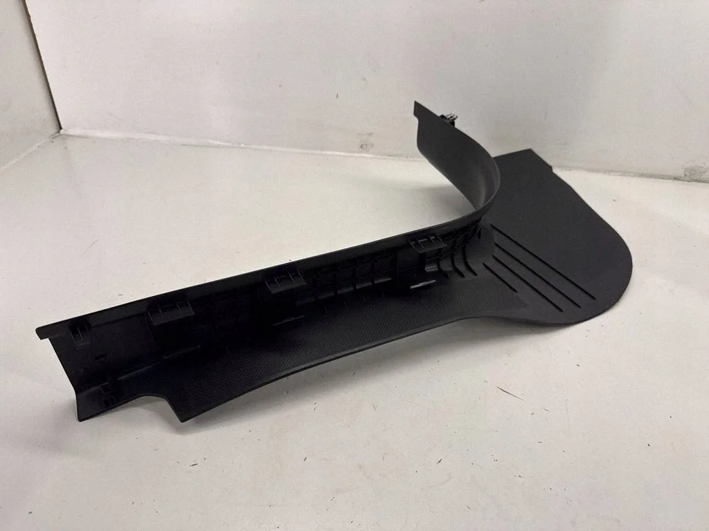 Buick Encore GX Schwellerabdeckung vorne OEM 42712541 image 4