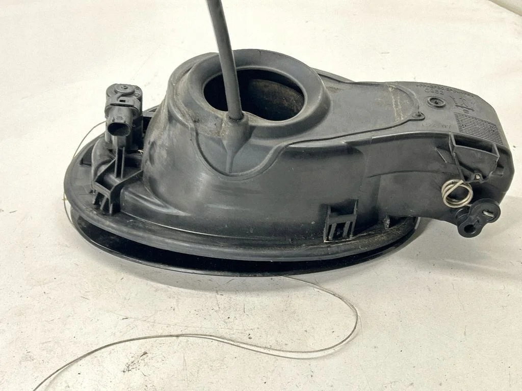 Tapa combustible Maserati Ghibli 670134484 image 8