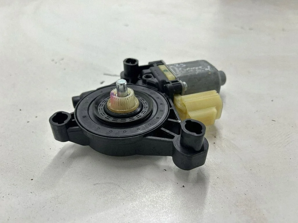 Moteur Lève-vitre Ford Escape IV CM0941200 image 8