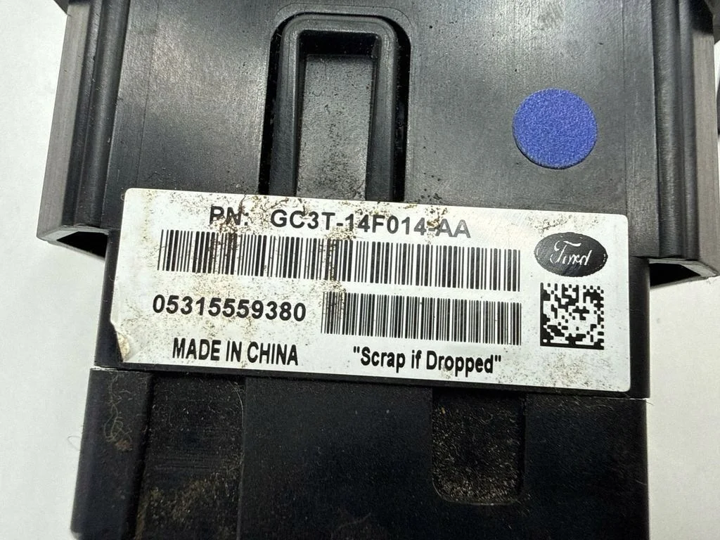 Ford Mondeo MK V USB Buchse GC3T14F014AA image 7