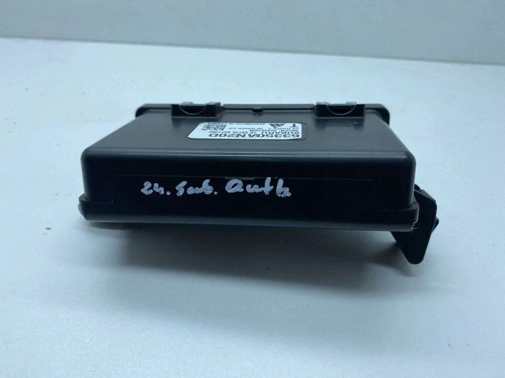 Subaru Outback BT takaluukun moduuli