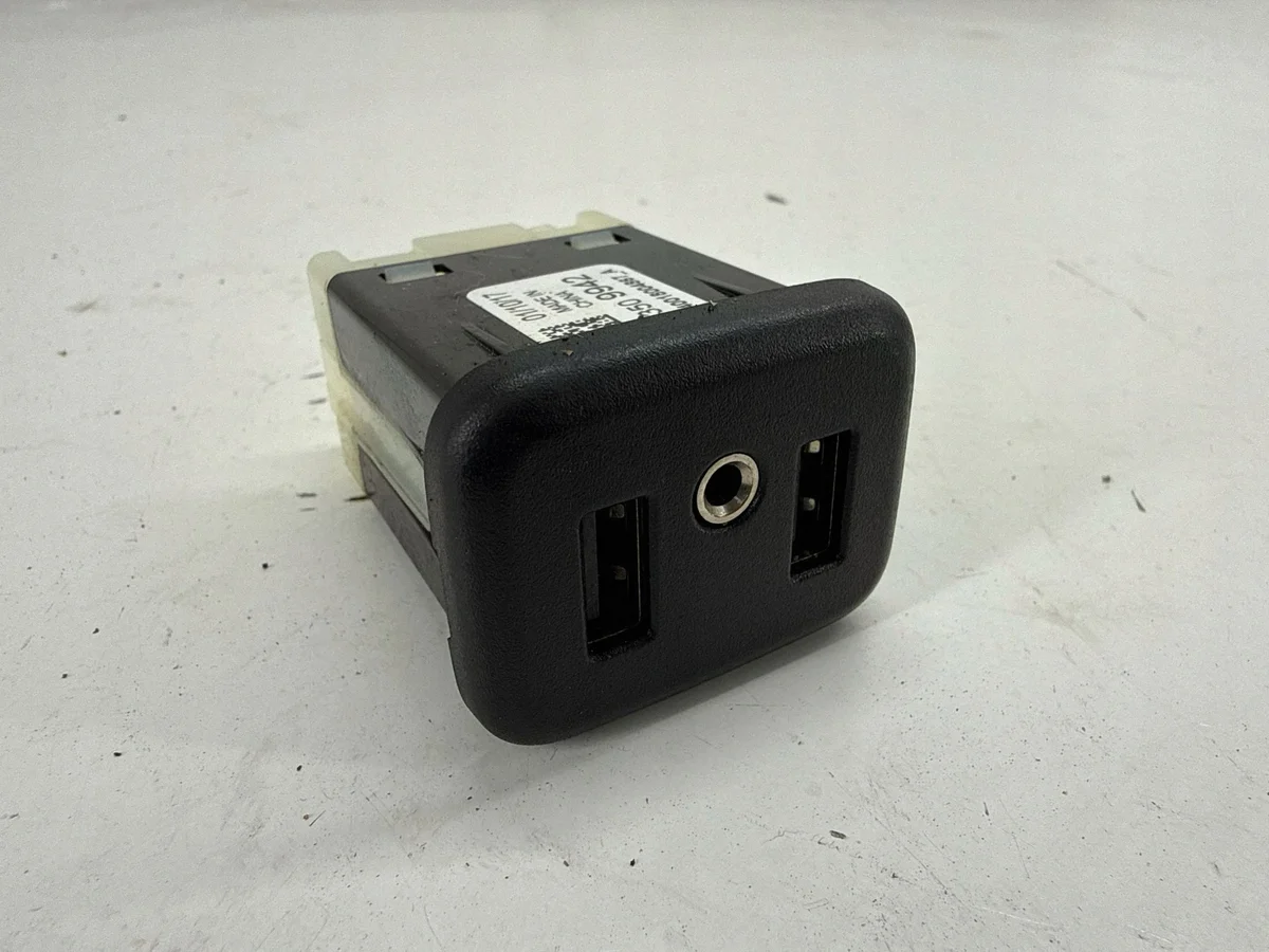 USB Buchse Chevrolet Camaro 13509942 image 3