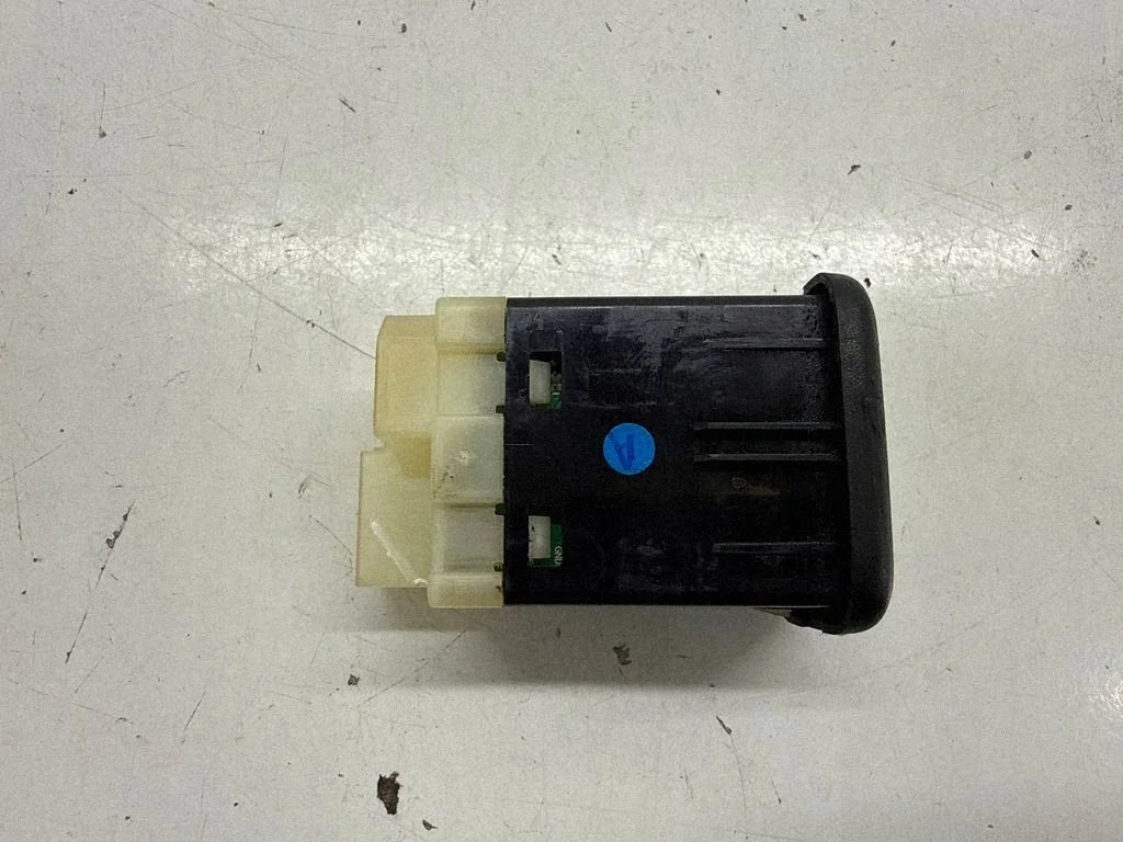 Gniazdo USB Chevrolet Camaro 13519224 image 4