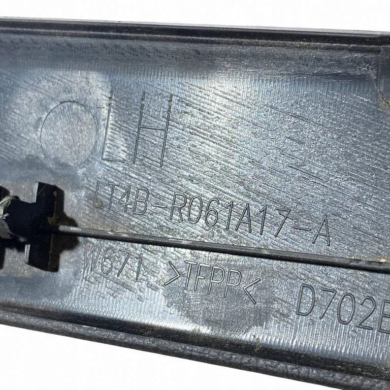Ford Edge LT4BR061A17A Mittelkonsole links gebraucht image 7