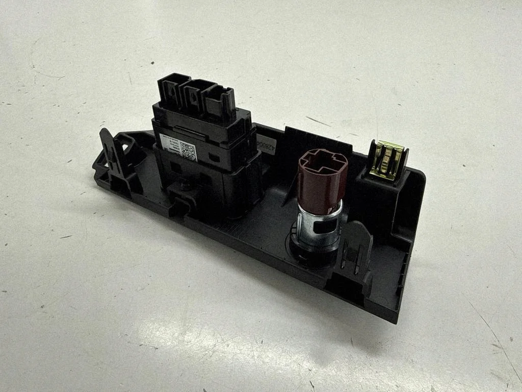 Buick Encore GX USB-portti 13561808 thumbnail 4