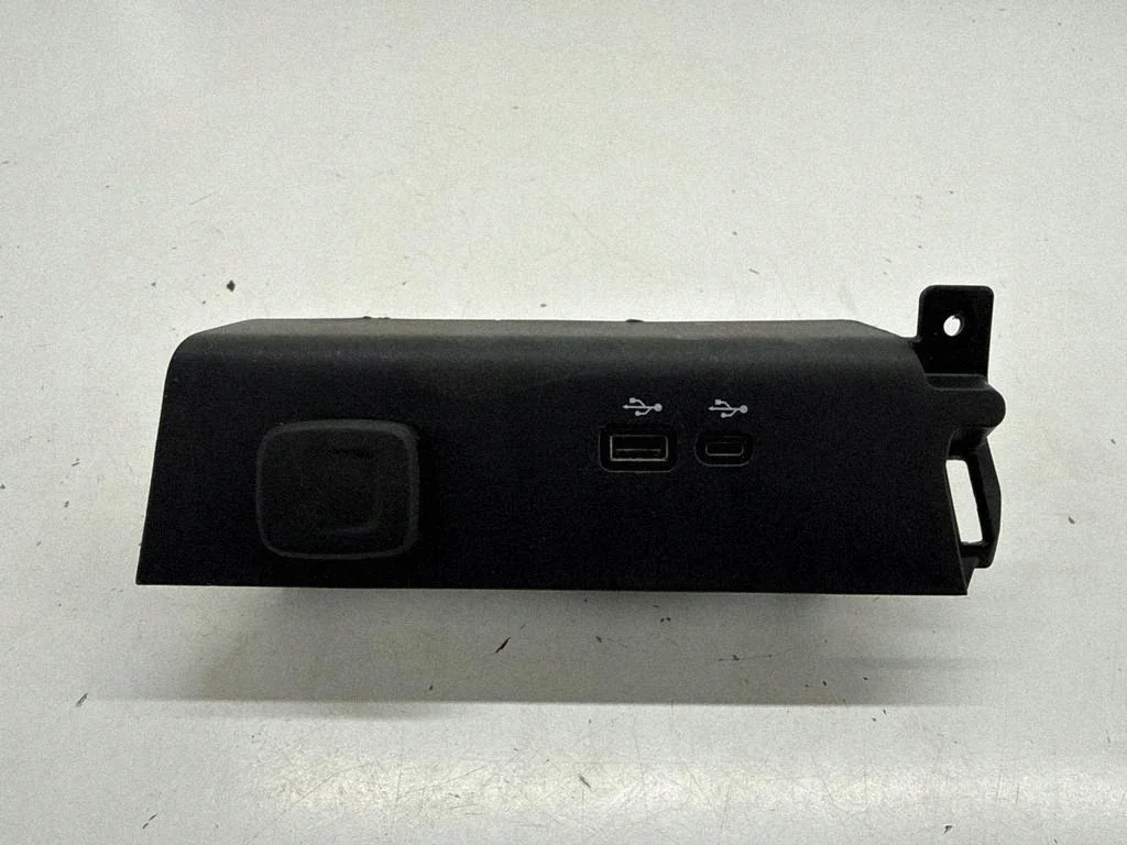 Buick Encore GX USB-portti 13561808 thumbnail 8
