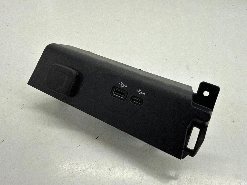 Buick Encore GX USB-portti 13561808 thumbnail 9