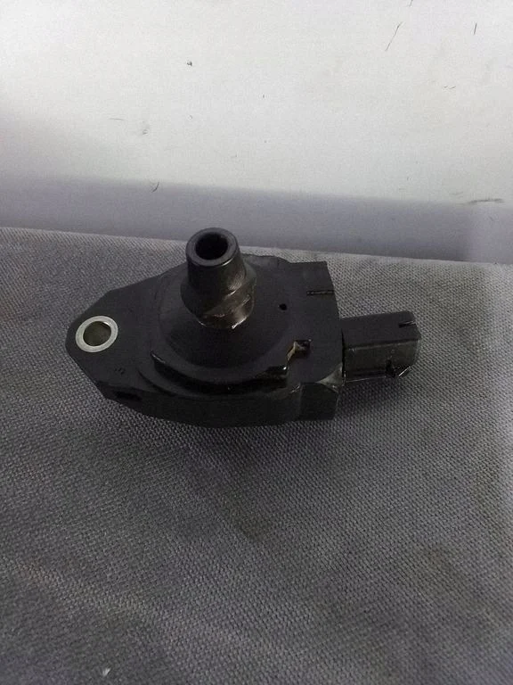2020 Subaru Forester Ignition Coil 0221N1 image 3