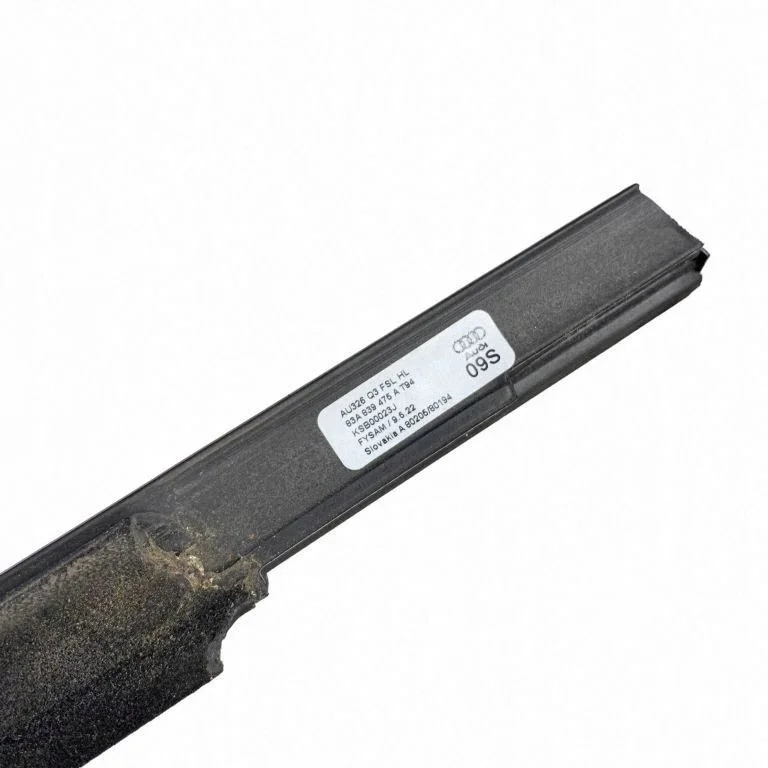 Audi Q3 F3 Dichtung Heckfenster 83A839475A image 6