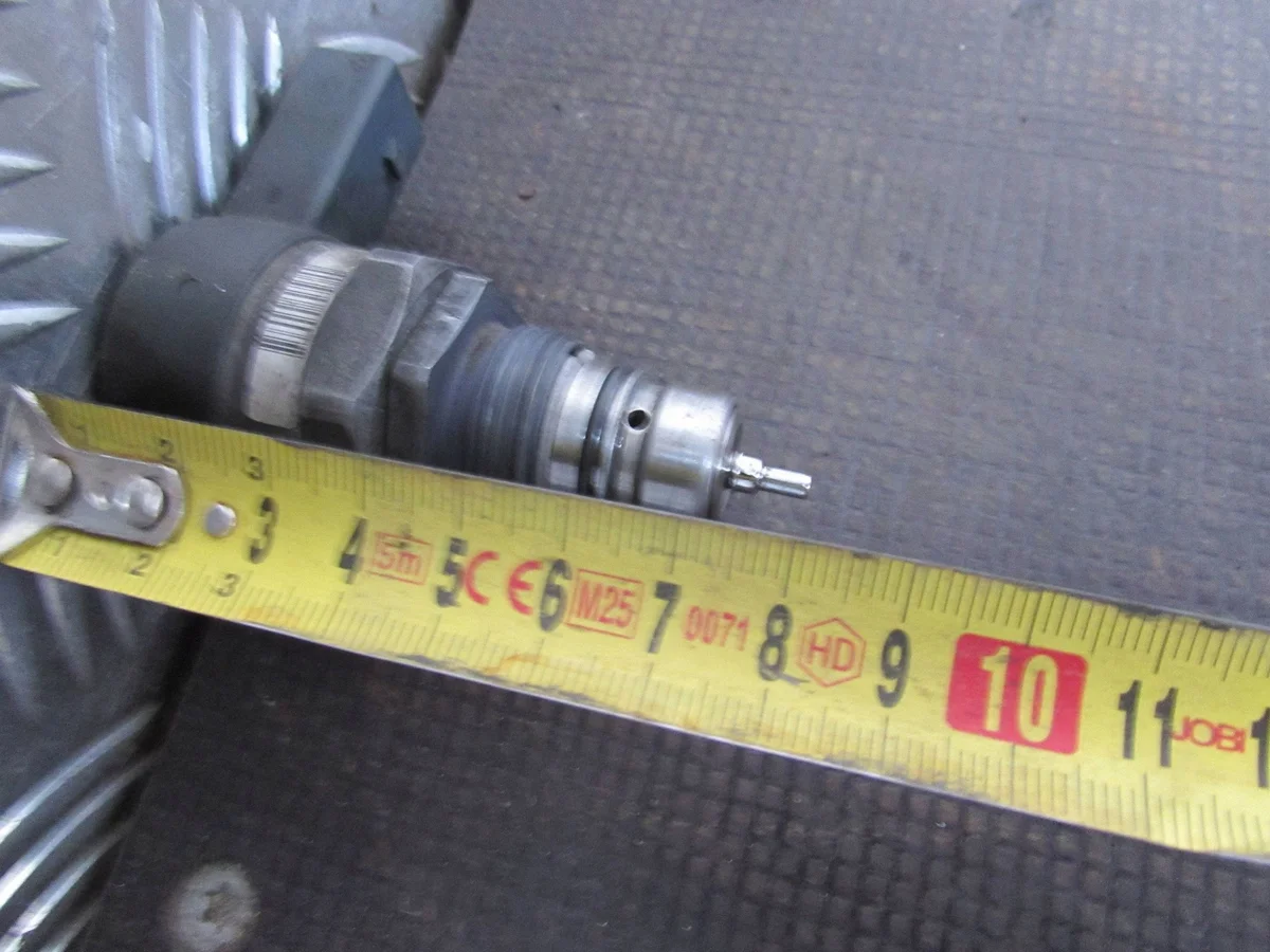 Audi A4 B8 2.0 TDI Kraftstoffsensor thumbnail 5
