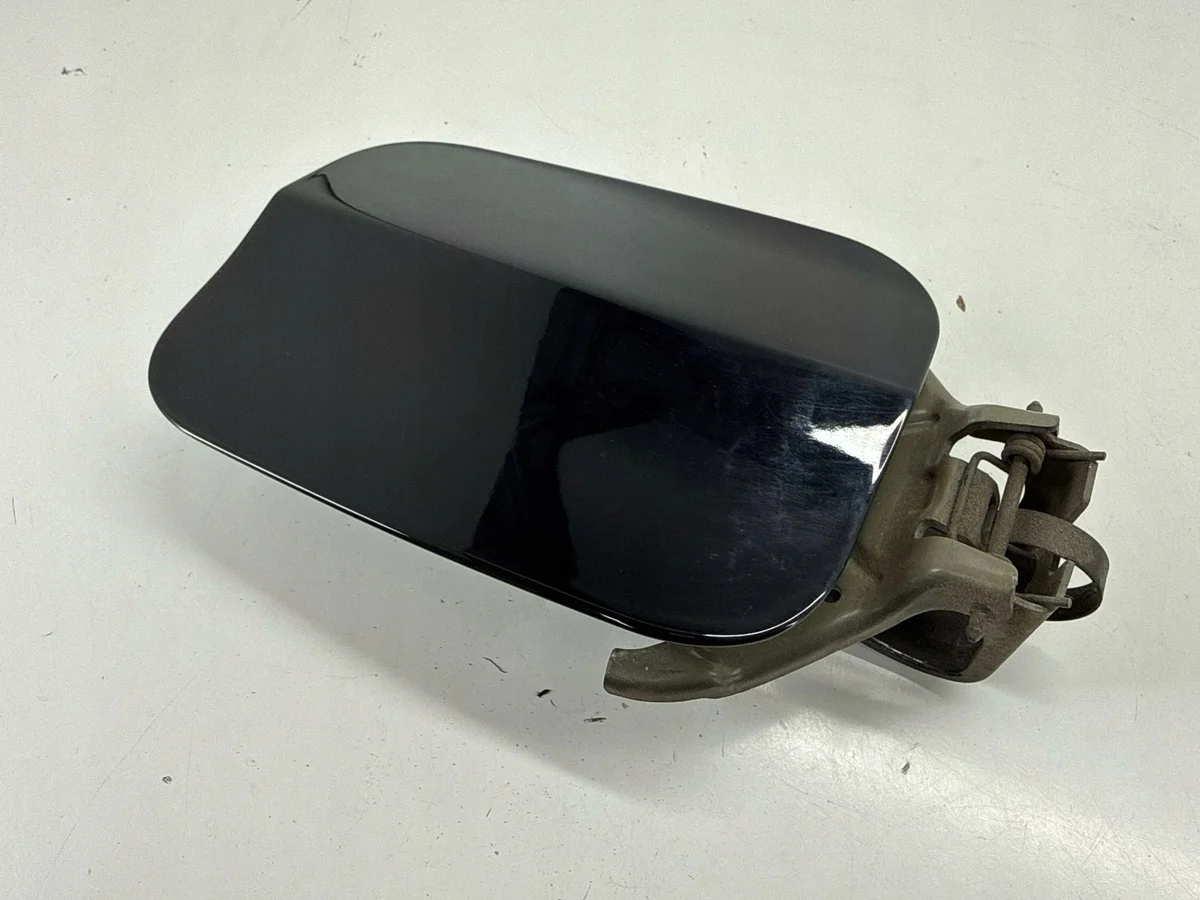 Chrysler 300C tankdop 68498792AA image 3
