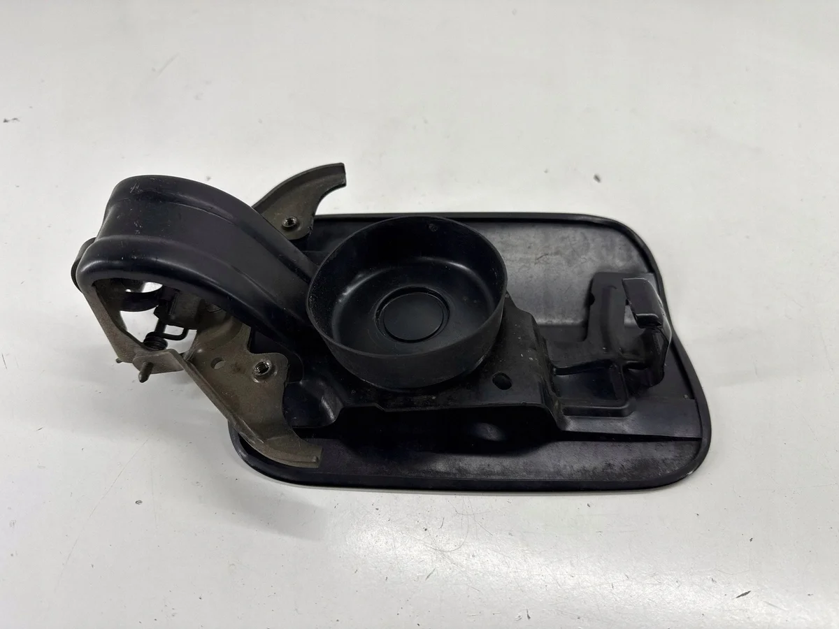 Chrysler 300C tankdop 68498792AA image 6