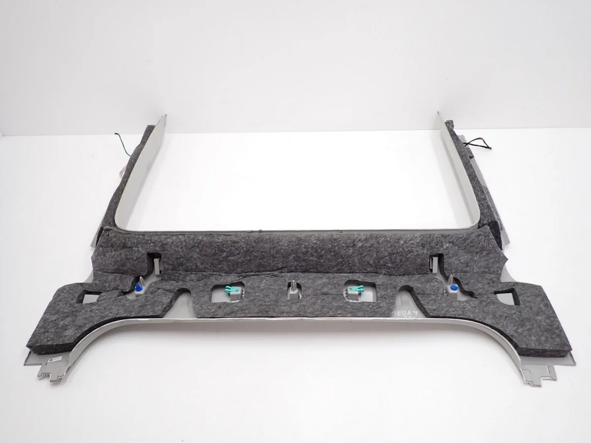 Tesla Model Y Dachhimmel-Blende 1623419-00-D image 5