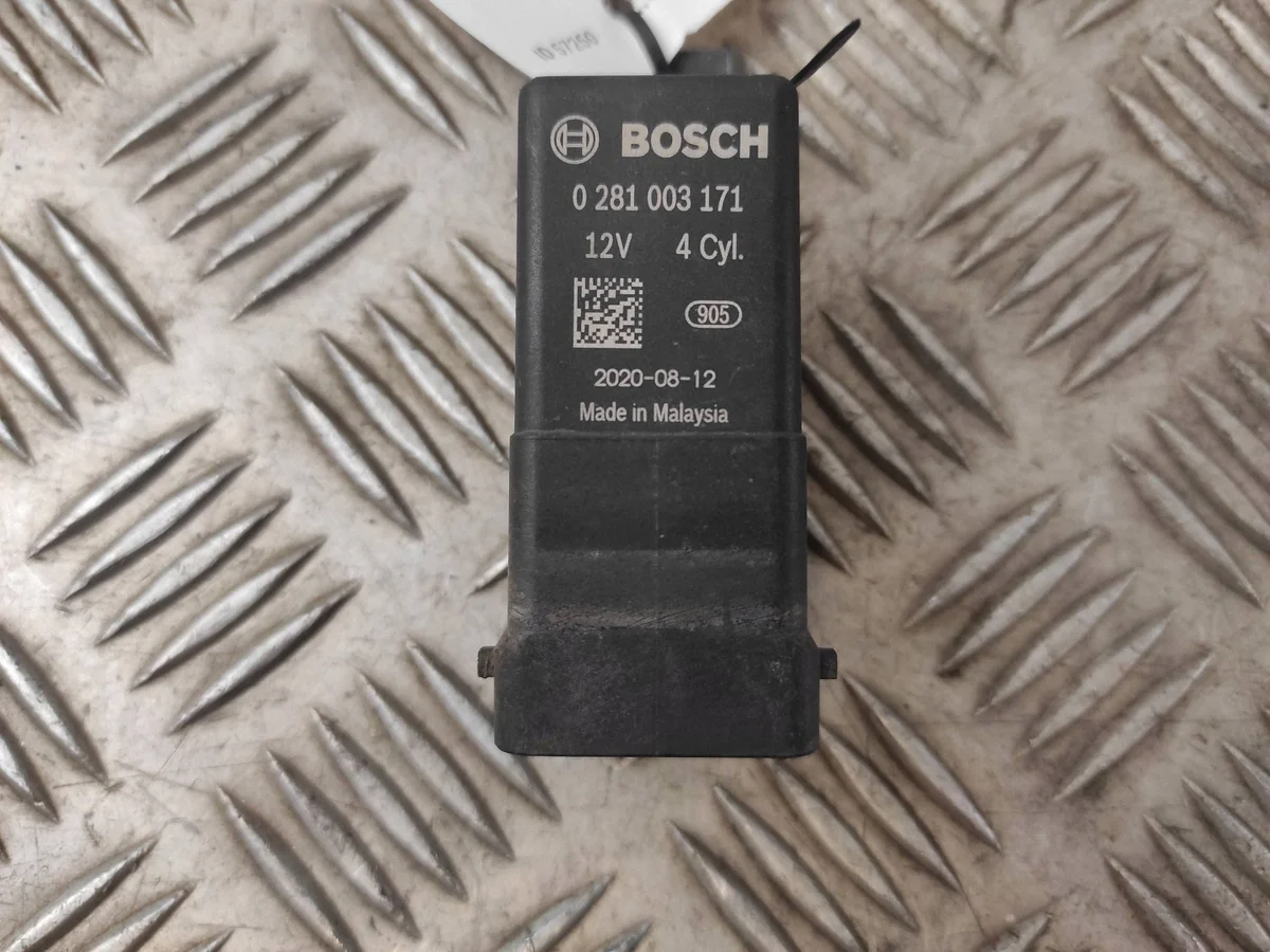 Fiat Ducato Glow Plug Controller 0281003171 image 3