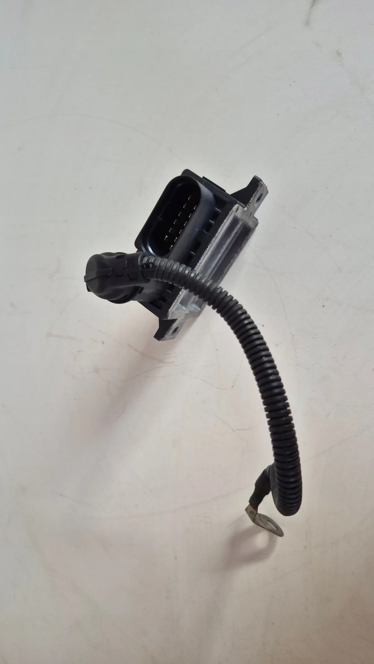 BMW E81 E87 E88 E90 E91 Glow Plug Relay image 4