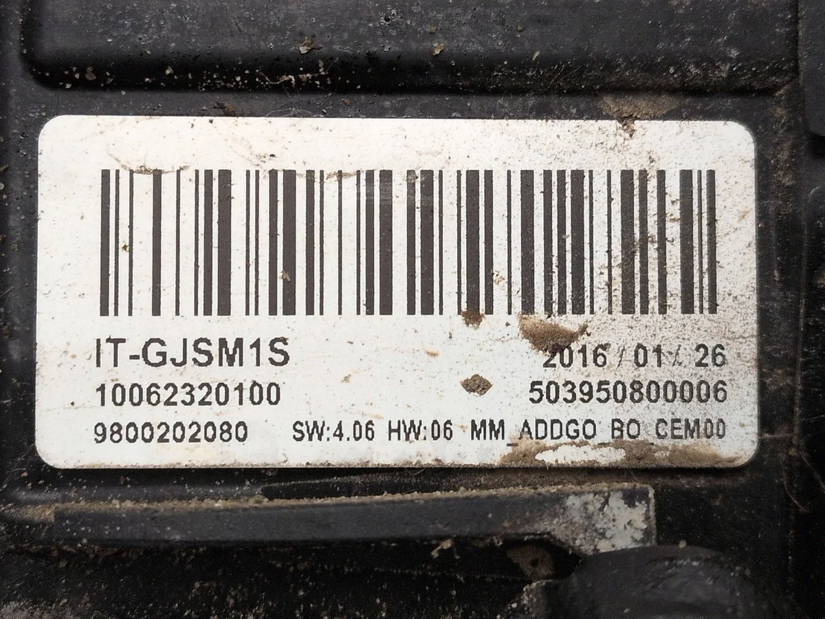 AdBlue Tank Peugeot 308 9800390280 image 8