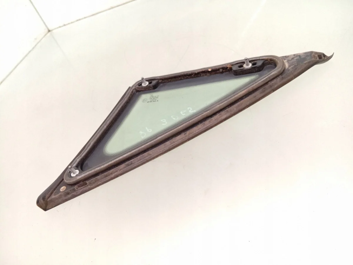 Seat Altea 5P0845412 Dreieckscheibe vorne image 3