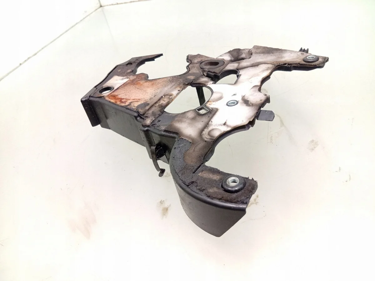 Seat Altea Zahnriemenabdeckung 03G109145A image 4