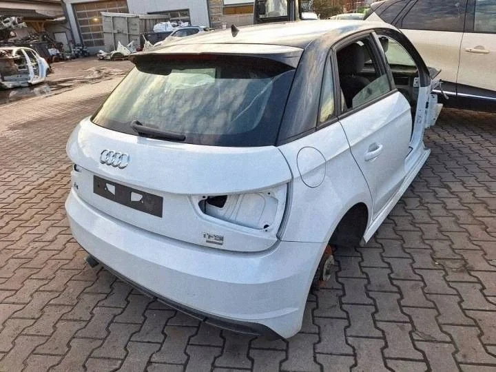 Valitsin vaihteistoon Audi A1 1.0 TFSI 6C0711051B image 7