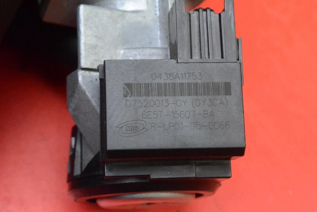 Ford Mondeo Mk4 virtalukko 3M51-3F880-AD image 8