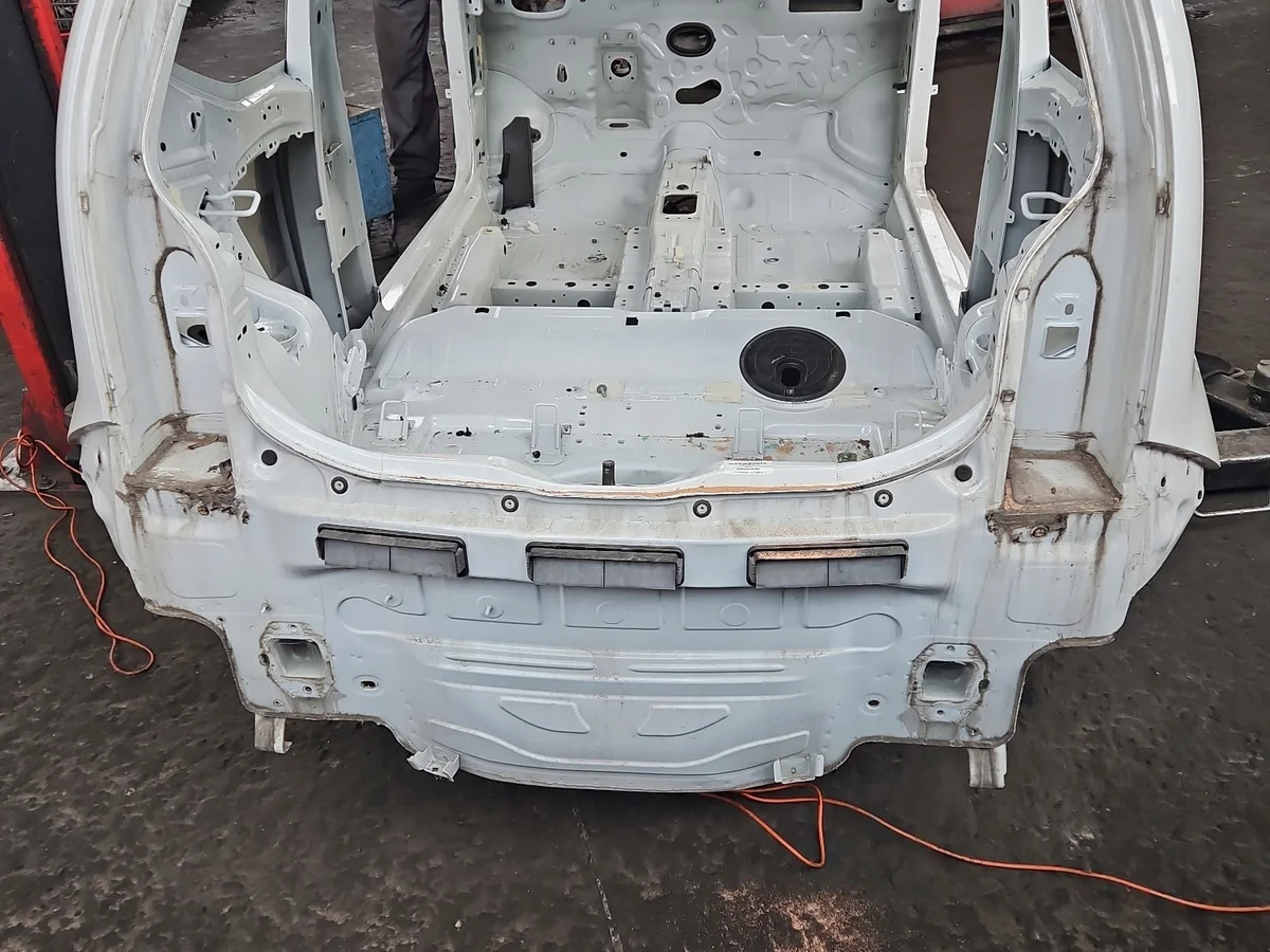 VW UP takalattia matto IMPRK1543362