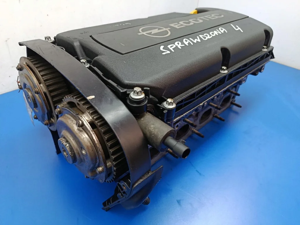 Culasse Opel Vectra C 1.8 16V 55353286