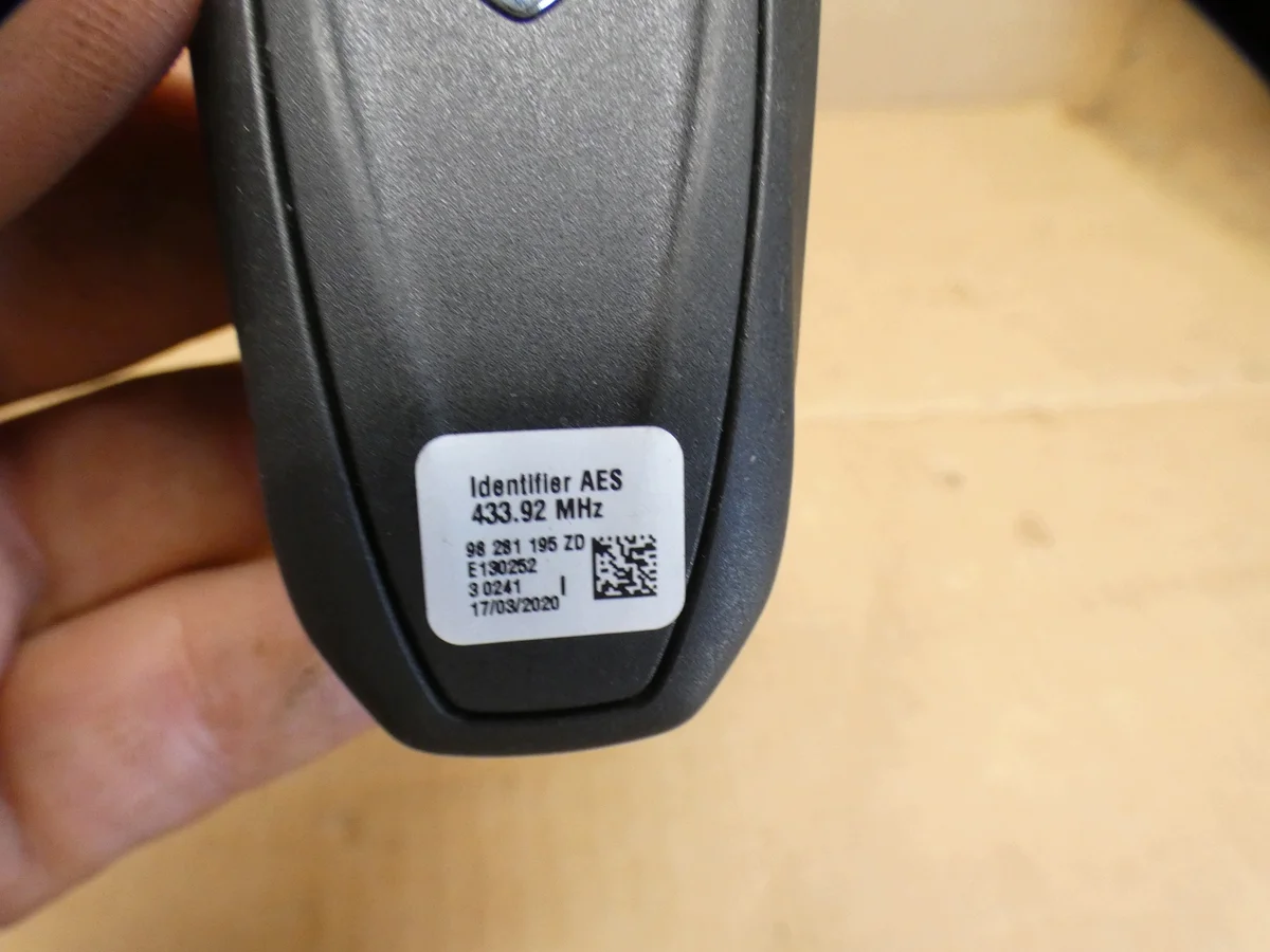 Llave Mando Citroen C3 C5 98281195ZD image 3