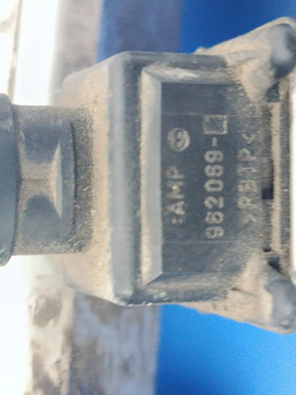 Volvo 850 2.0 20V Einspritzleiste 6842086 image 3