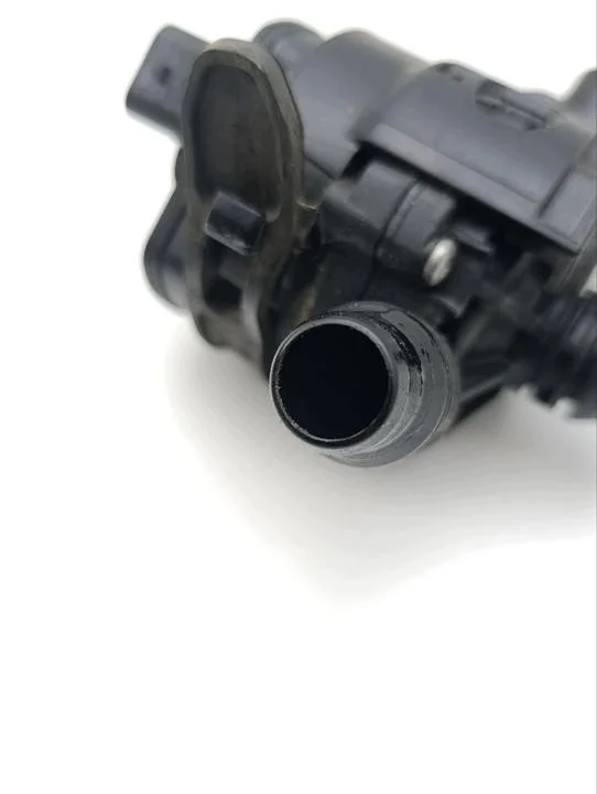 Pompe à eau BMW 7 9424349 image 6