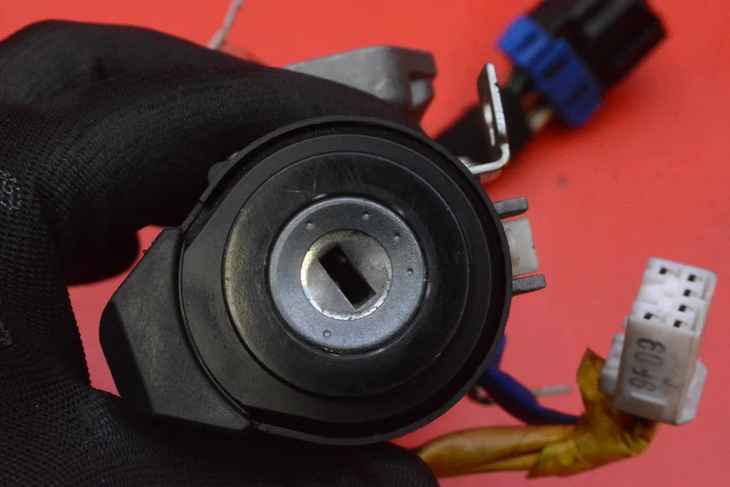 Contacteur clé Kia Ceed 1.6 16V image 9