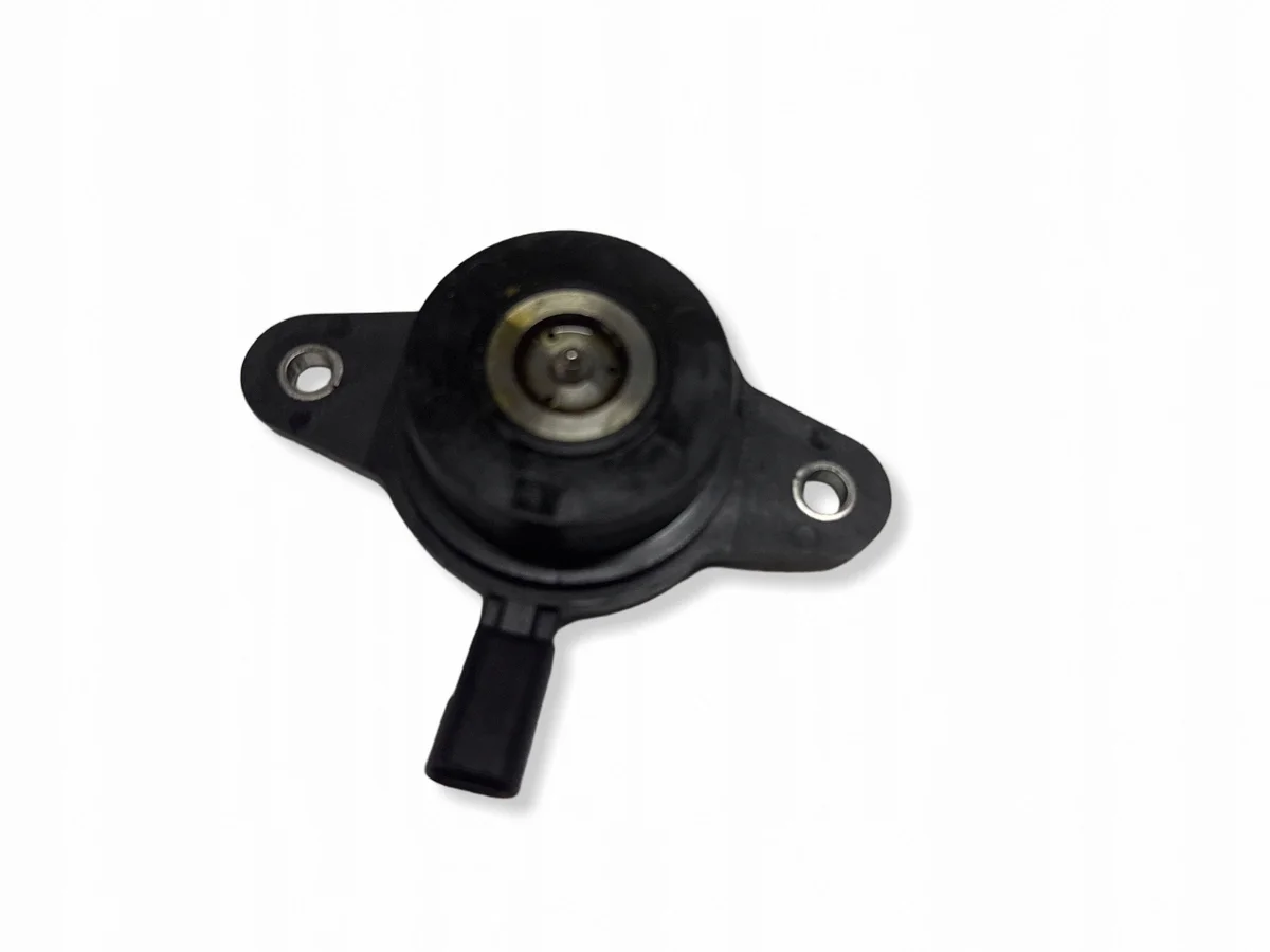 VW Golf VIII Nockenwellenversteller 03L906423D thumbnail 1