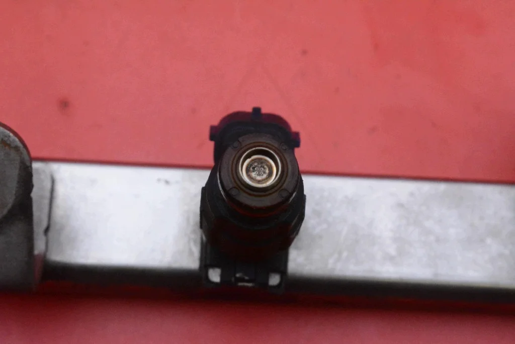 Kia Ceed 1.6 16V 122ch LIFT rampe injection image 5