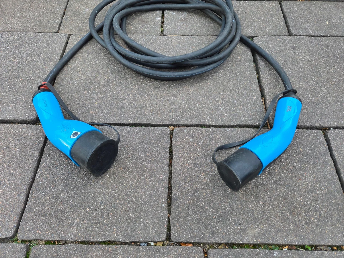 V4-DSIEC2e-EV0P Ladekabel 240V/415V 3P+N+PE image 3