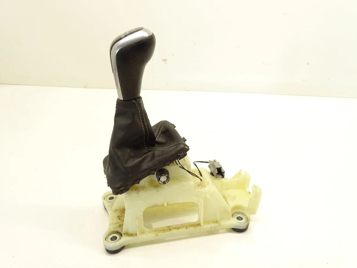 Volvo S60 II V60 Schalthebelmanschette 1000301099 image 4