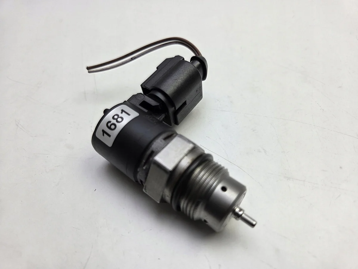 Valvola Pressione Carburante Ford Mondeo MK5 image 4
