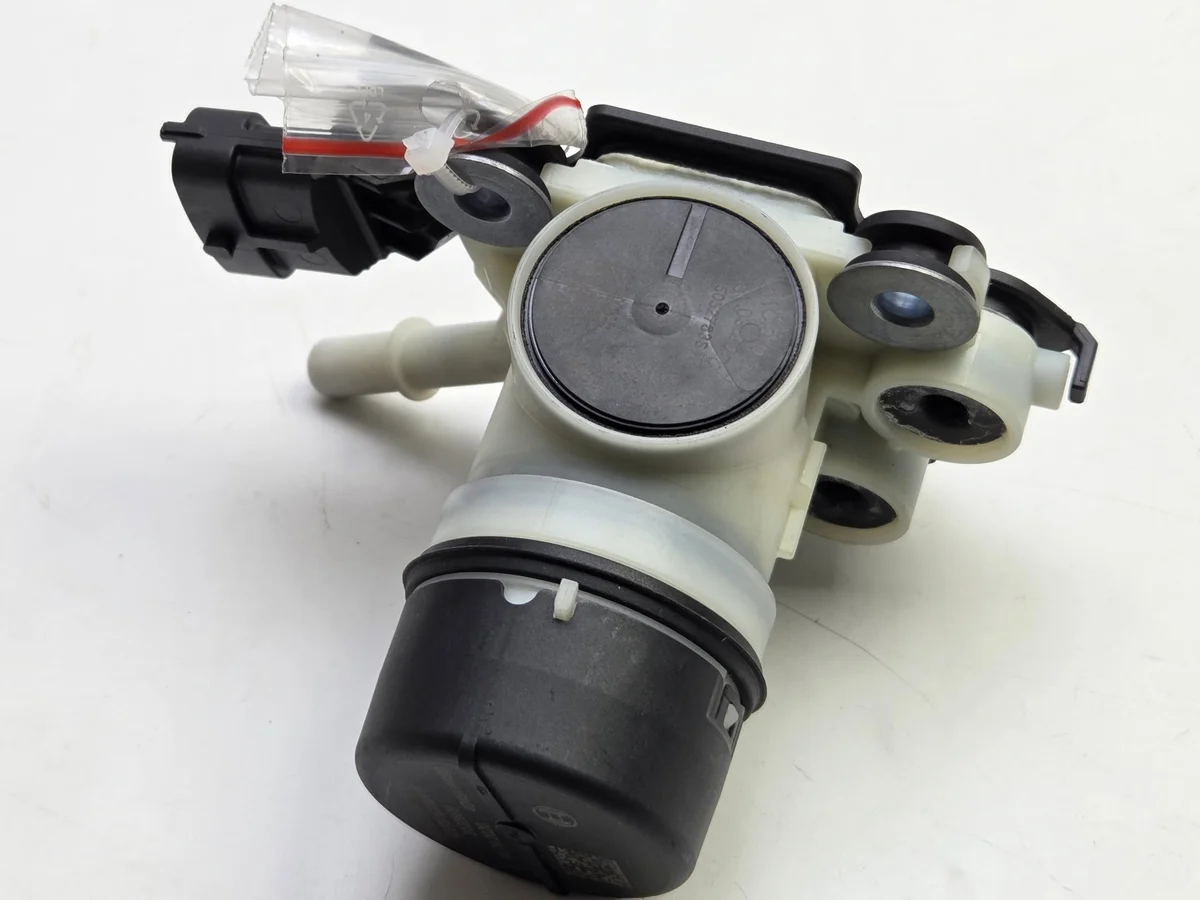 Pompe AdBlue Ford Mondeo MK5 JU5A-5J229-AC image 9