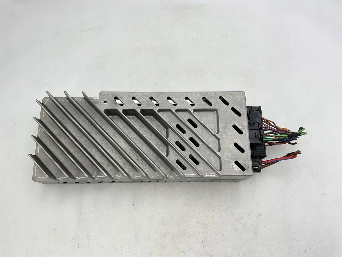 Amplificador Audio BMW F10 F11 OEM 6815969