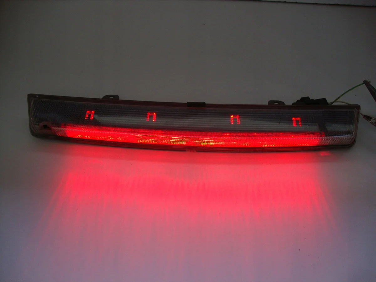Luz de freno Citroën C4 C5 Peugeot 208 308