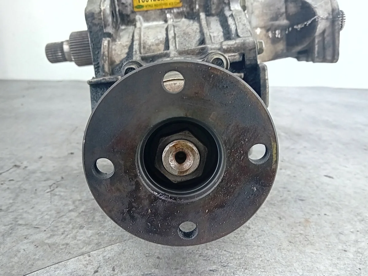 Etuperä, Kia Sportage Y061202055 image 3
