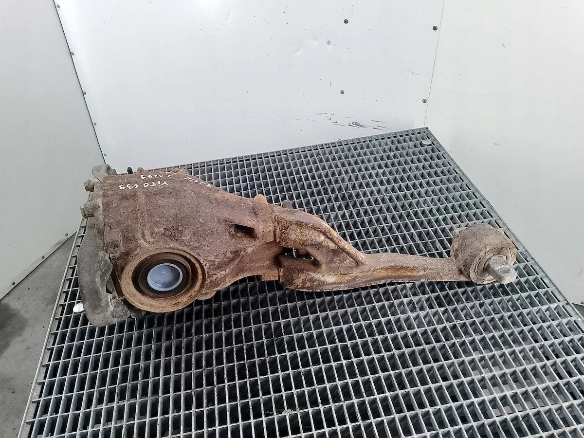 Differential hinten Mercedes-Benz Vito 639 A9043530710 image 4