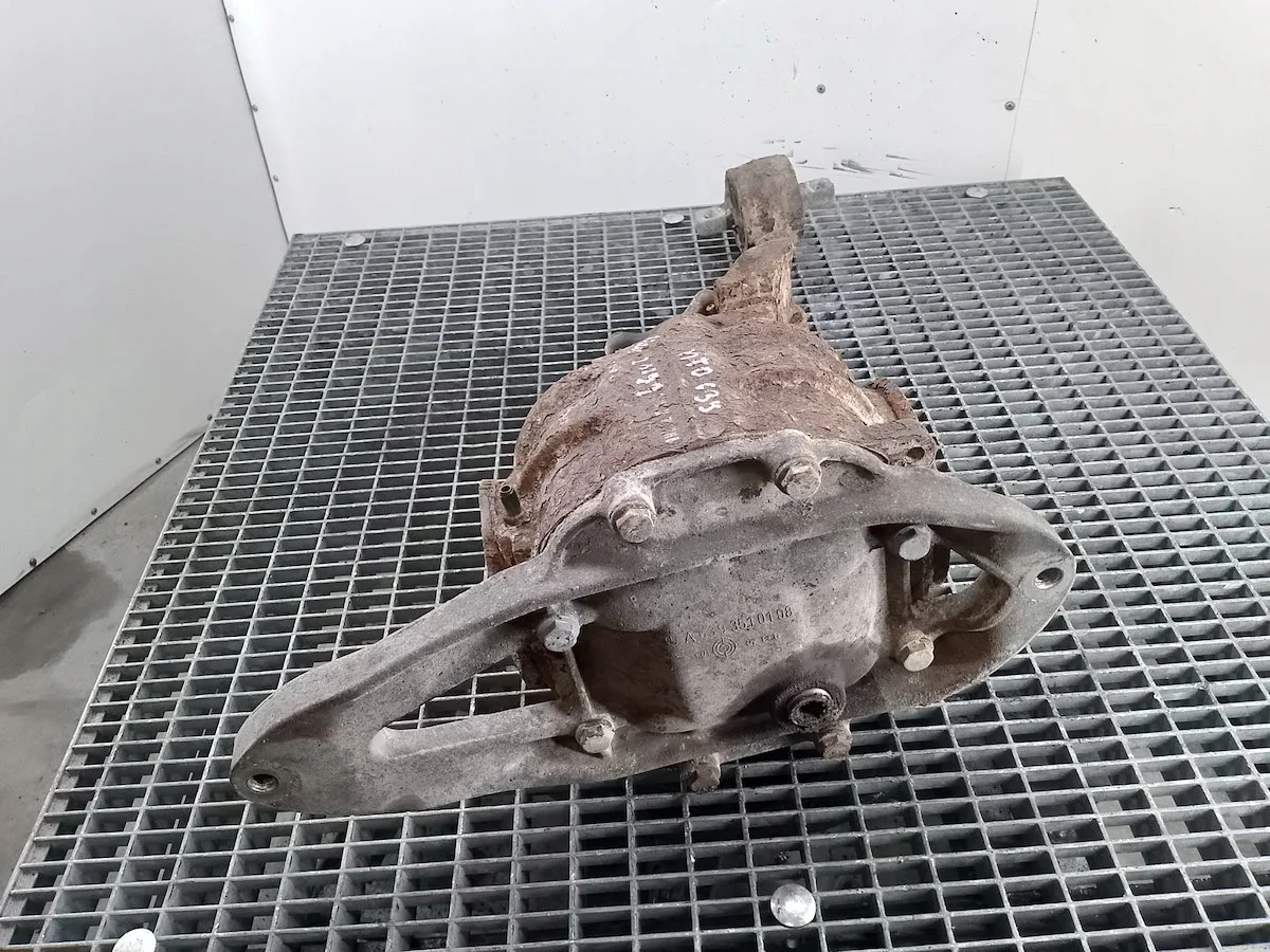 Differential hinten Mercedes-Benz Vito 639 A9043530710 image 5