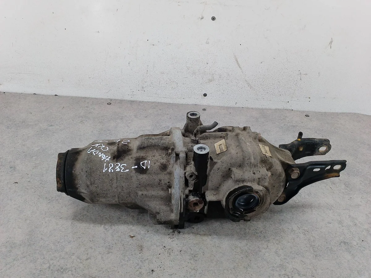 Honda CR-V II Differential hinten B475009834 image 4