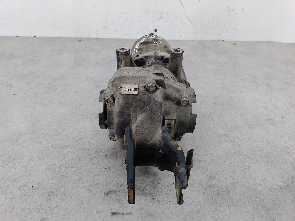 Honda CR-V II Differential hinten B475009834 image 5
