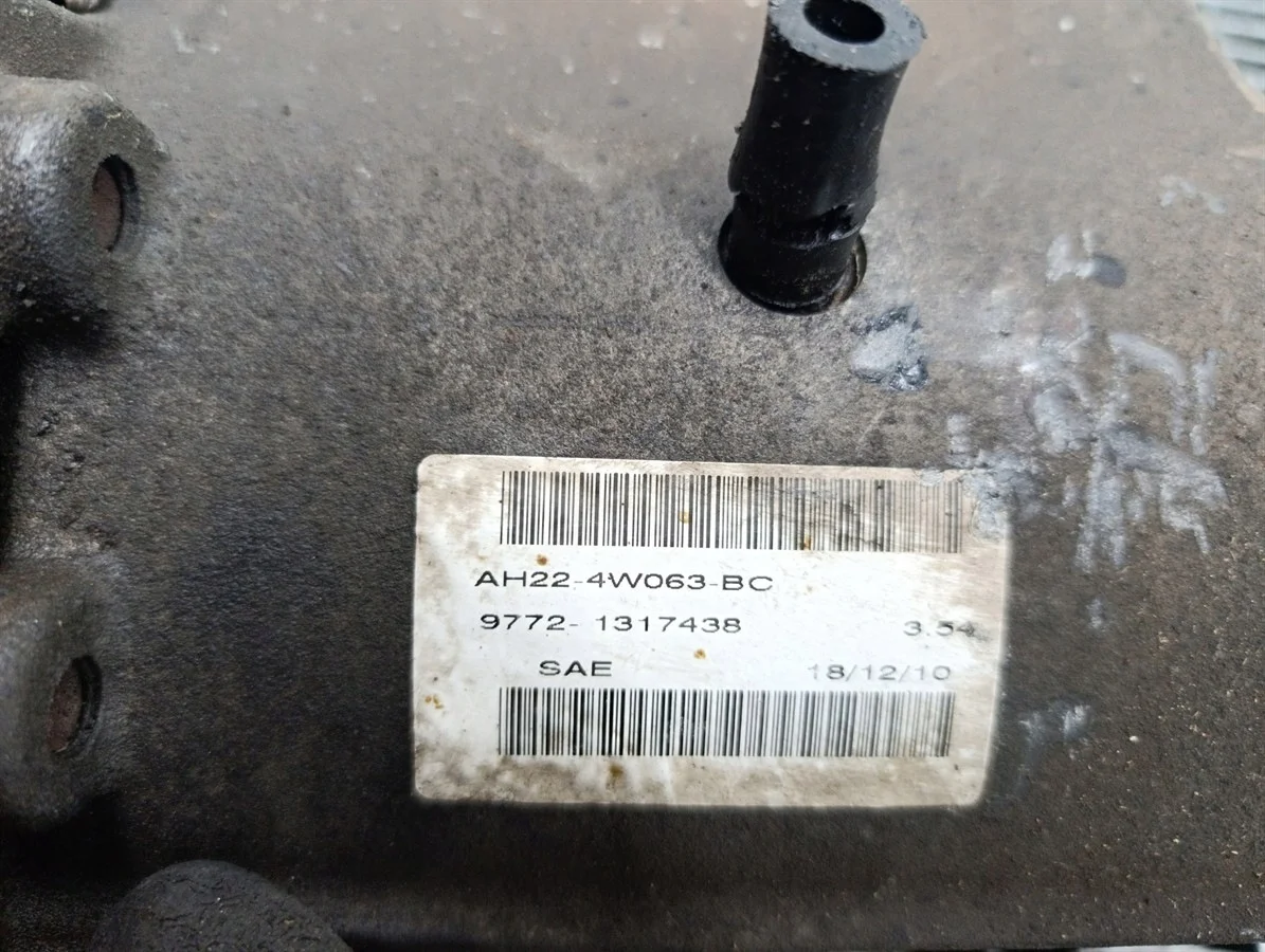 Land Rover Discovery IV Differential AH22-4W063-BC thumbnail 1