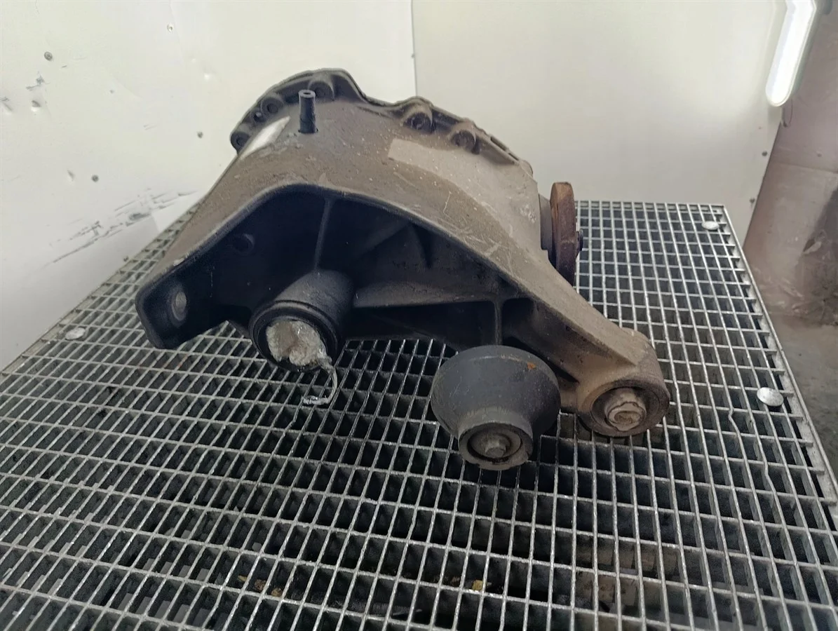 Land Rover Discovery IV Differential AH22-4W063-BC thumbnail 6