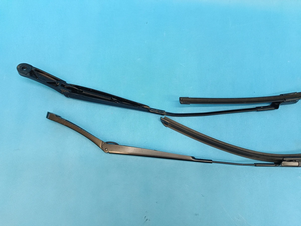 Scheibenwischerarme VW Tiguan II Lift 5NN955409 image 6