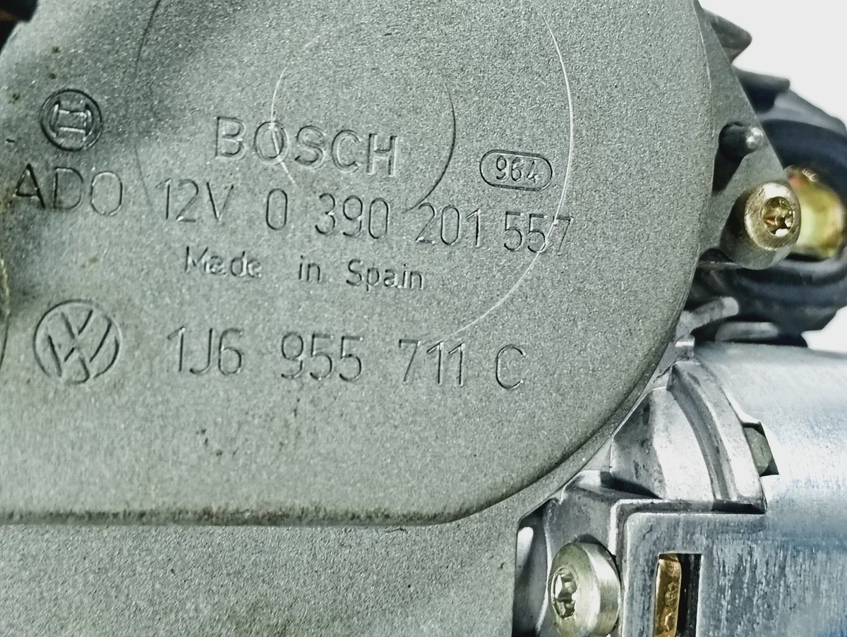 Motor Scheibenwischer hinten VW Golf IV 1J6955711C image 5